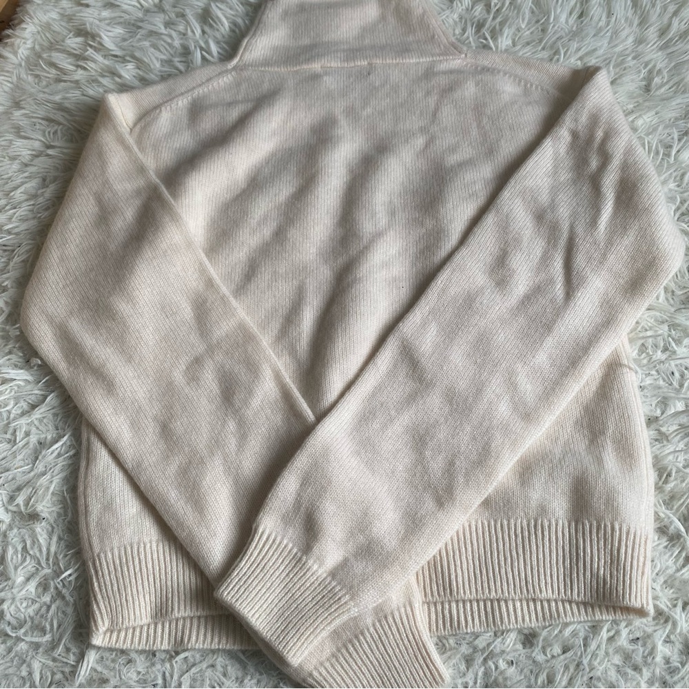 Aritzia Cashmere Mockneck Sweater in Whisper White - Picture 7 of 7
